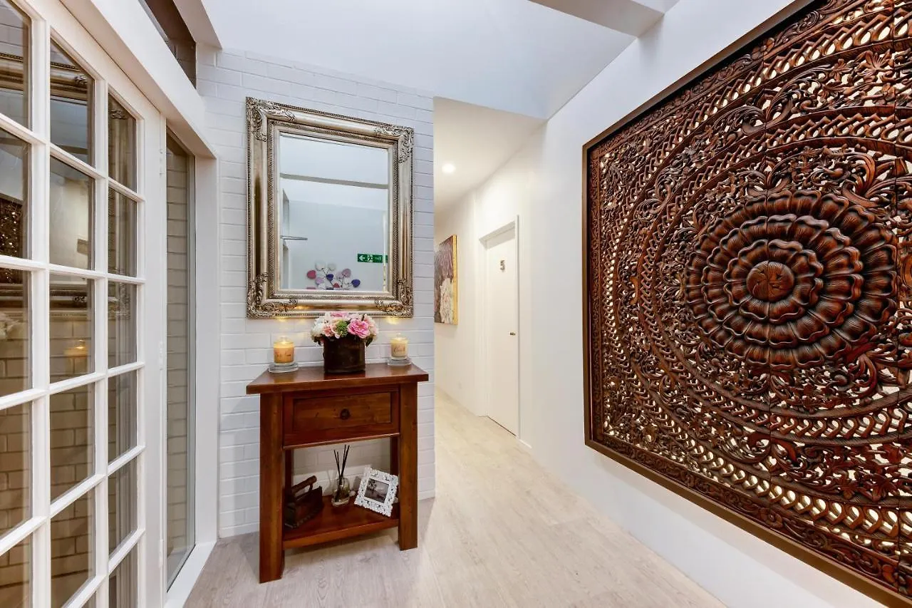 Belle Vue Manor Couples Retreat Apartment Maroochydore Homestay
