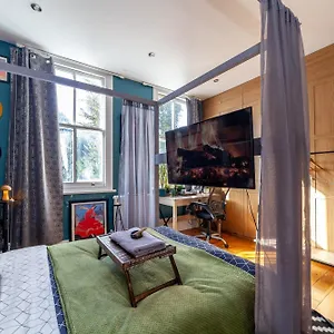 Master En - Townhouse Double With Garden & Hot Tub Homestay London